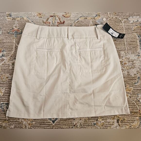 NWT Adidas skirt with built in shorts sz 8 and total length is 18" - Picture 3 of 5